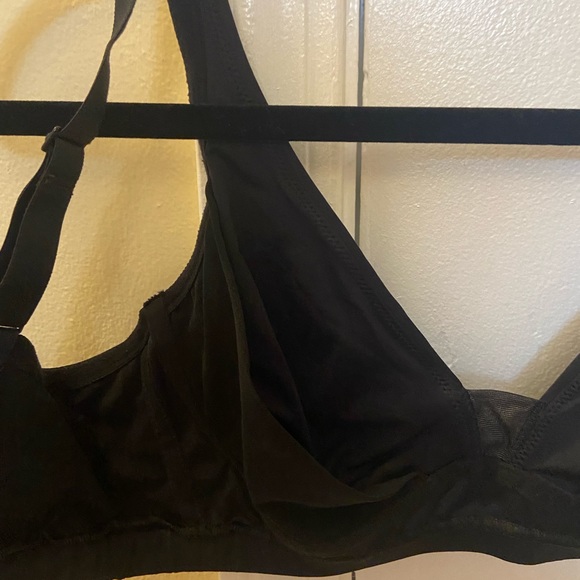 2 Cosabella bras XS - Picture 5 of 11